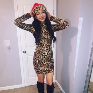 Cheetah dress long sleeve